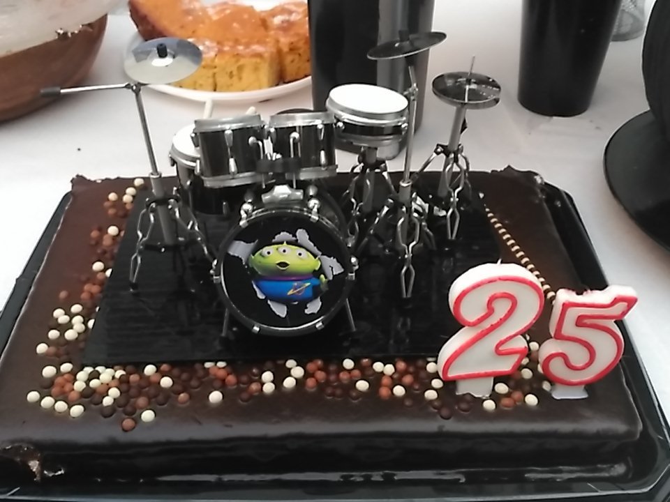 LauraaRiquelme's tweet photo. #R&amp;Rfest #felicidadestete https://t.co/srqejuTOyA
