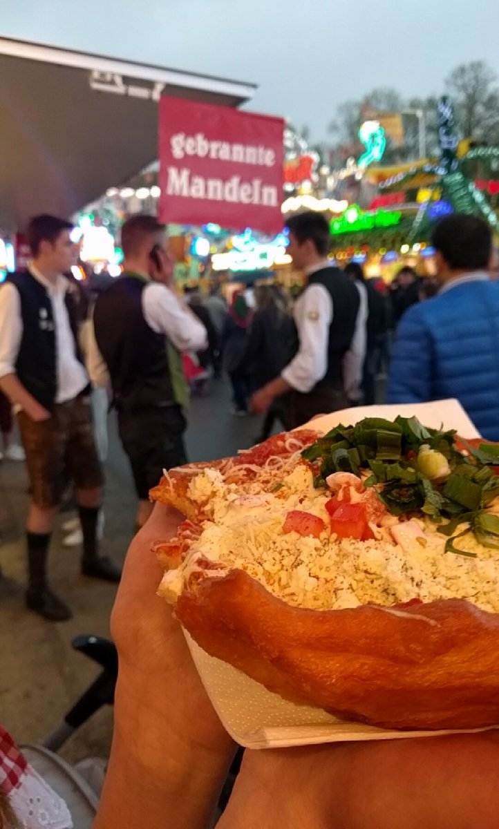 ksilly_'s tweet photo. I think I fell in love in Munich #CEASM16 https://t.co/NBEz0kjqla