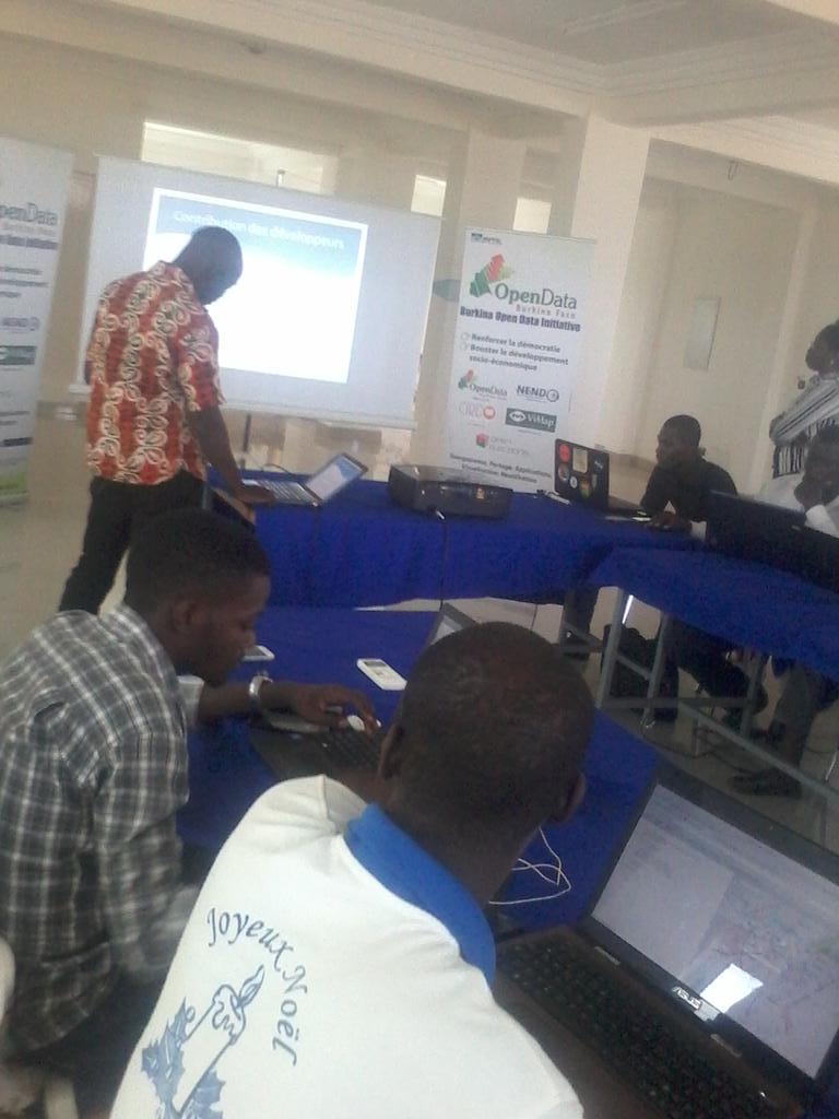 OpenDataBurkina's tweet photo. How to communicate efficiency about #NENDO2? @MalickLingani @kabconsi @YONLIAlidaGisle @Lerikudosama @haroj_haro https://t.co/CwR3DiuHPm