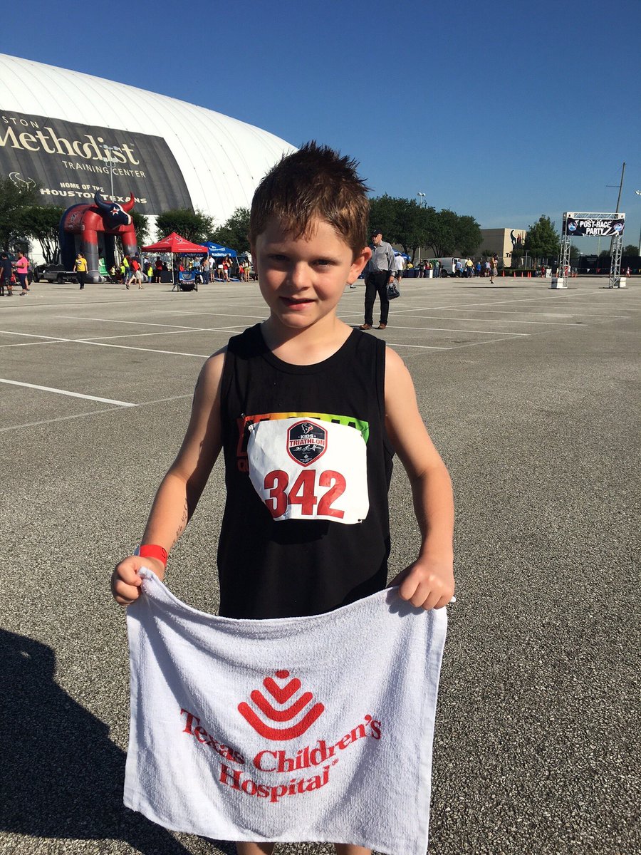 HoustonTexans's tweet image. Check out the amazing scene from today&apos;s Kids Triathlon! #WeAreTexans