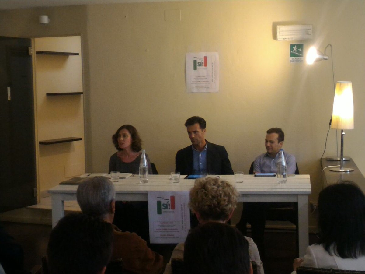 sandrogozi's tweet photo. Referendum costituzionale: buona la prima a Cesena! Ottimo incontro per lanciare il comitato del sì #siRiforma https://t.co/0Mz2h1A5zB