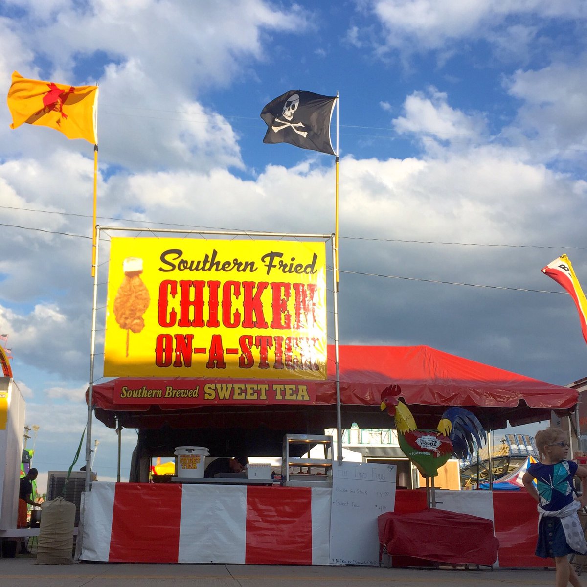 FunTimeFoodsCHA's tweet image. If you don't know, now you know! We're at @cornbread_fest and open for business! #funtimefoods