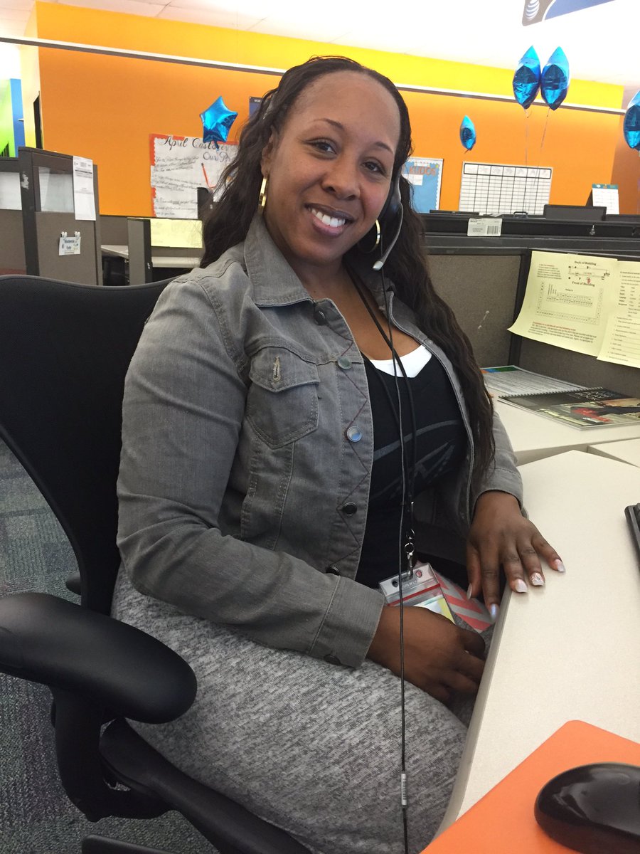 TeamEudy's tweet photo. Larissa starting her SUPER Saturday with an AAL!! #MakeMoney #CelebrateSuccess @Atkins_ronda @TeamEmmily https://t.co/LVtcsZn14x