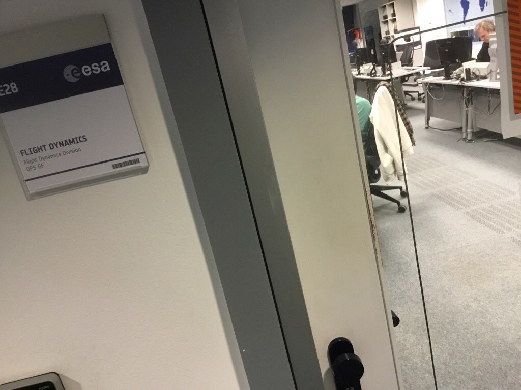 esaoperations's tweet image. #FlightDynamics support for #Sentinel1 B launch are now on console - FD are the math wizards supporting all missions