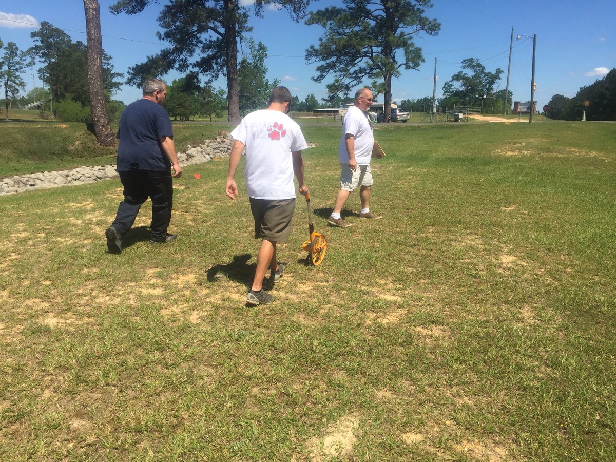FCAHS_Athletics's tweet photo. First disc golf course on a high school campus in the state of Mississippi is being planned out and flagged today!!! https://t.co/4P5CeRyDe0