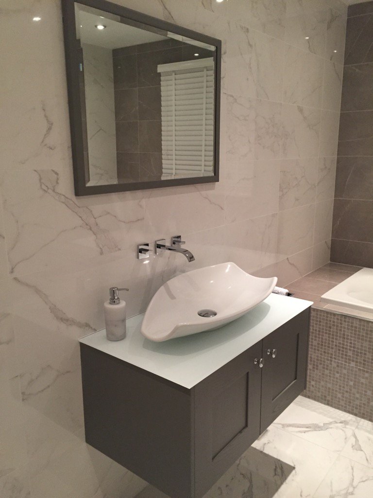 ABSsince1969's tweet photo. Love this @SottiniUK stilaro basin #basin #bathrooms #style #interiot https://t.co/jMcEUYrgLy