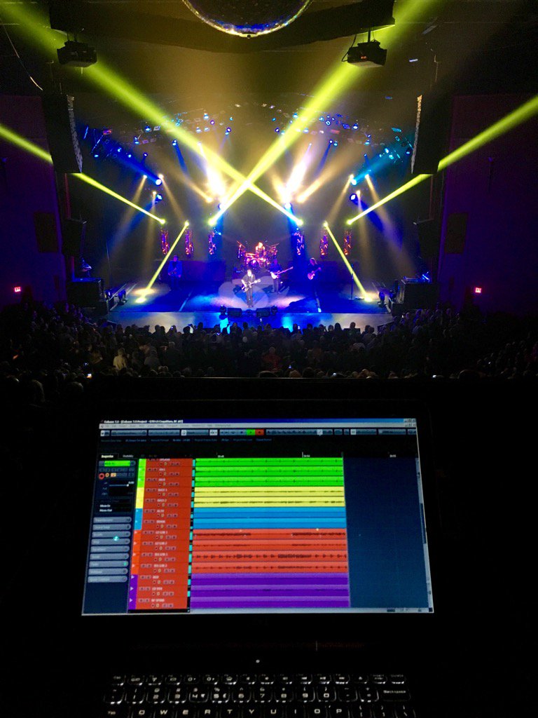 242Concepts's tweet photo. @SteinbergMedia #cubase capturing @thorogoodmusic version of lightning in a bottle. Years of flawless performances. https://t.co/YX1kk8ZFwx