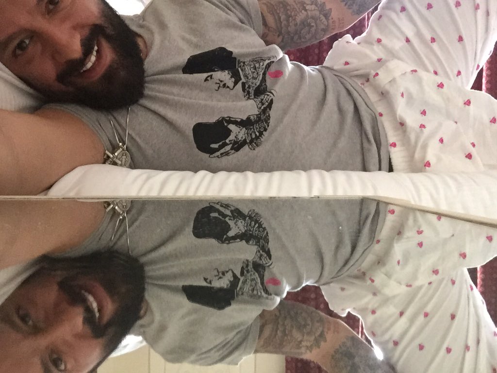 Roma está noche en RAI1... Ballandoconle Stelle reposando antes del directo 🇮🇹♥️ <a href="/TopDance/">Top Dance</a> los viernes antena3 🇪🇸♥️