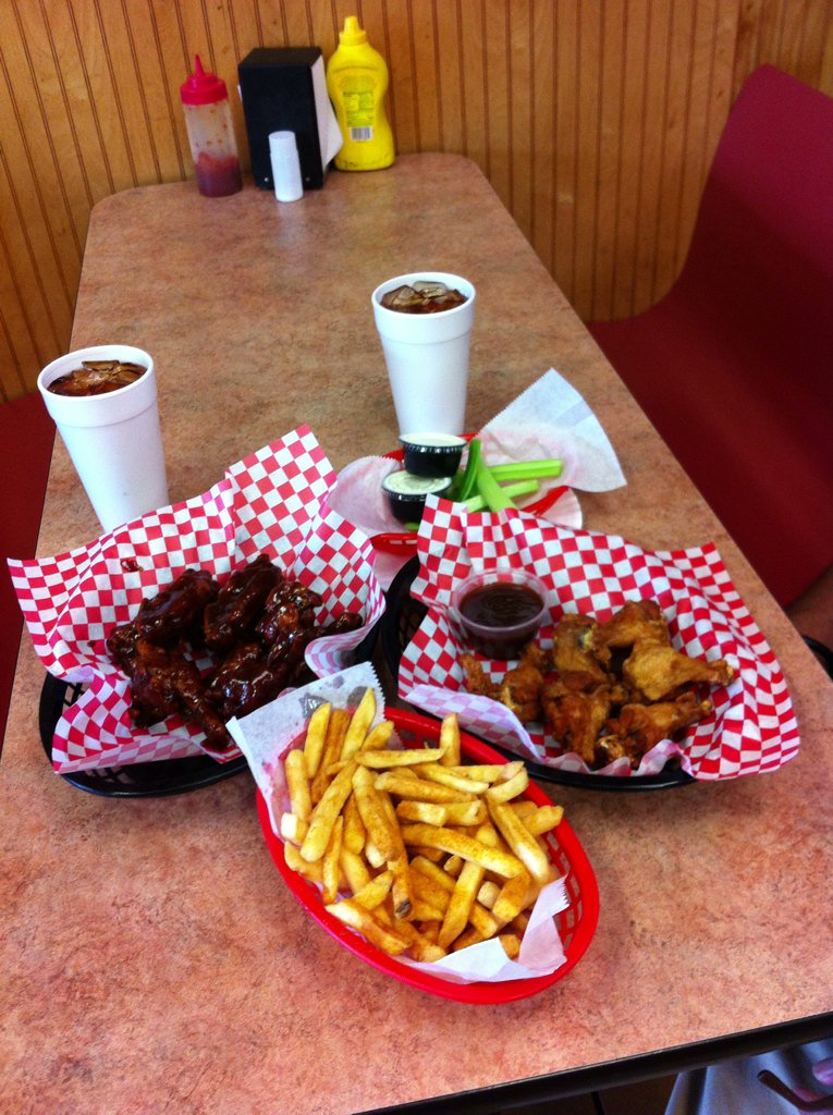 CoachAvis23's tweet photo. Lunch with the bestie....my boo https://t.co/EHiWJPnlgW