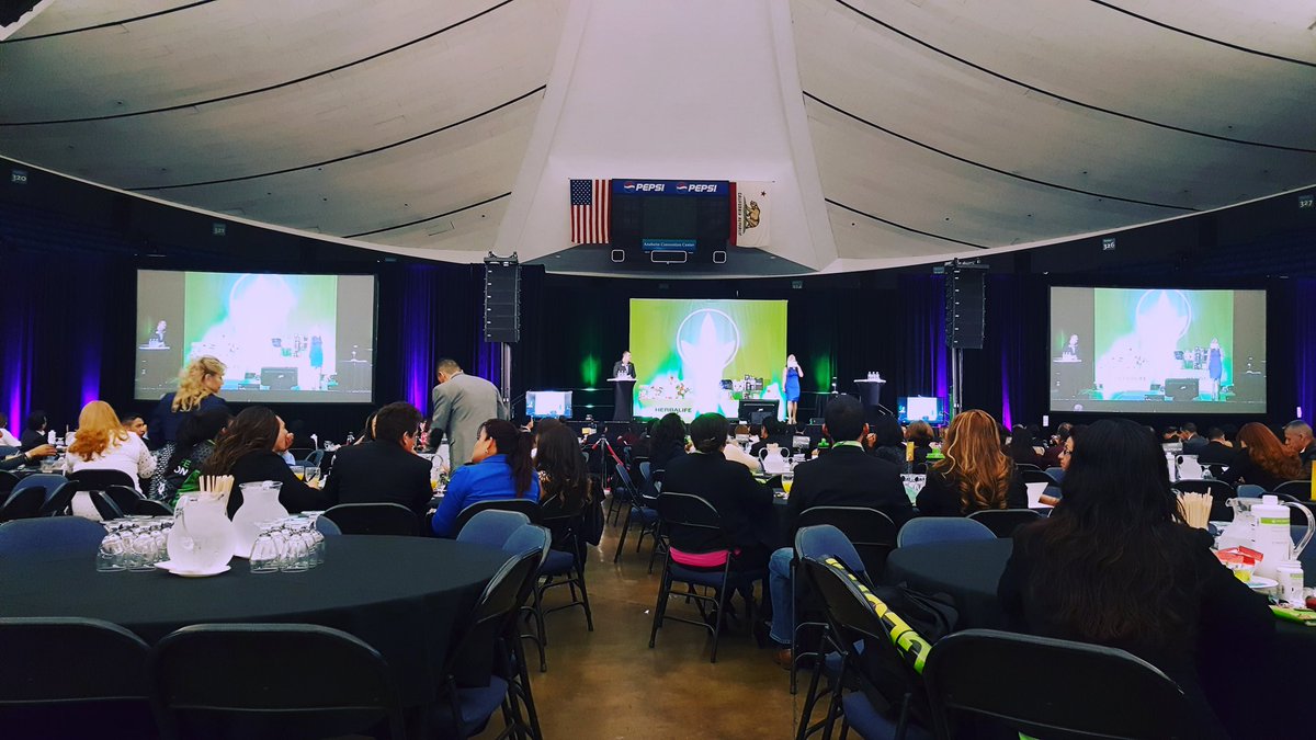 AmbientPro's tweet image. Another amazing conference production for Herbalife by Ambient Pro with 2000 guests.