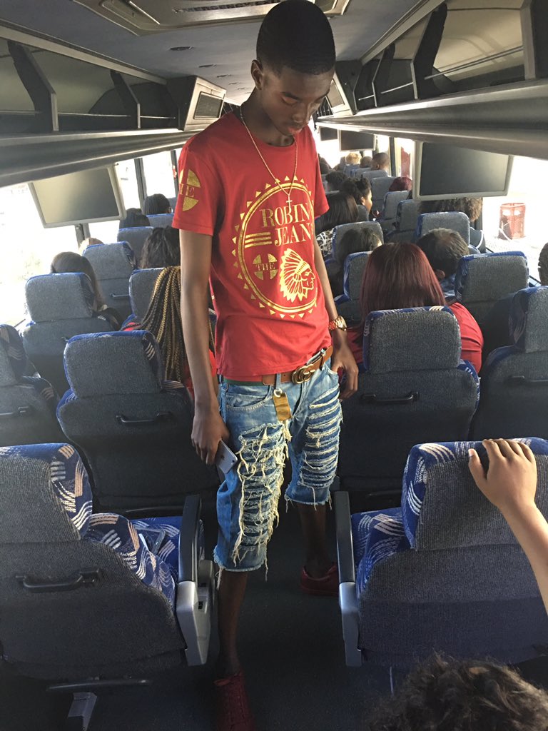 gerardylande's tweet image. #gradbash2k16 🔥