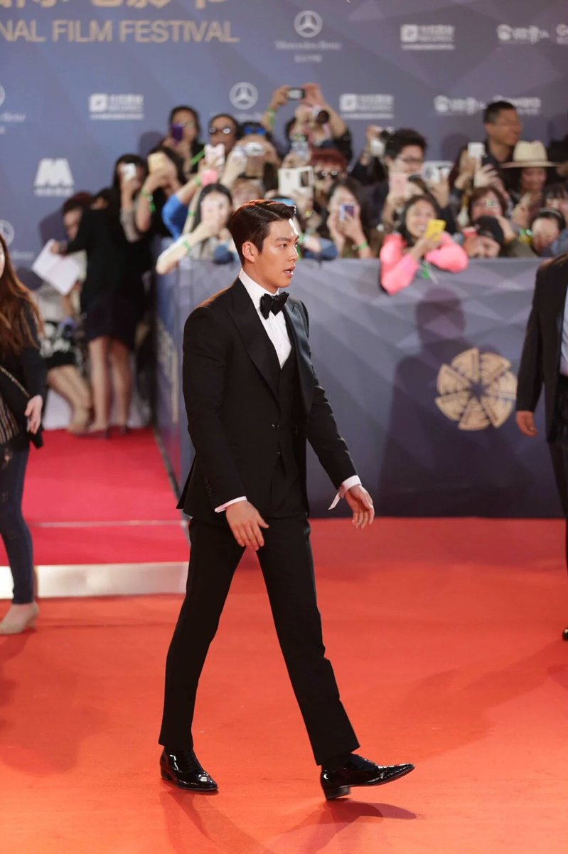 MeanNie_Model's tweet photo. #kimwoobin [ Beijing international film festival ] #koreanactor #actor #koreanmodel #model #redcarpet https://t.co/KdBUN5JhHg