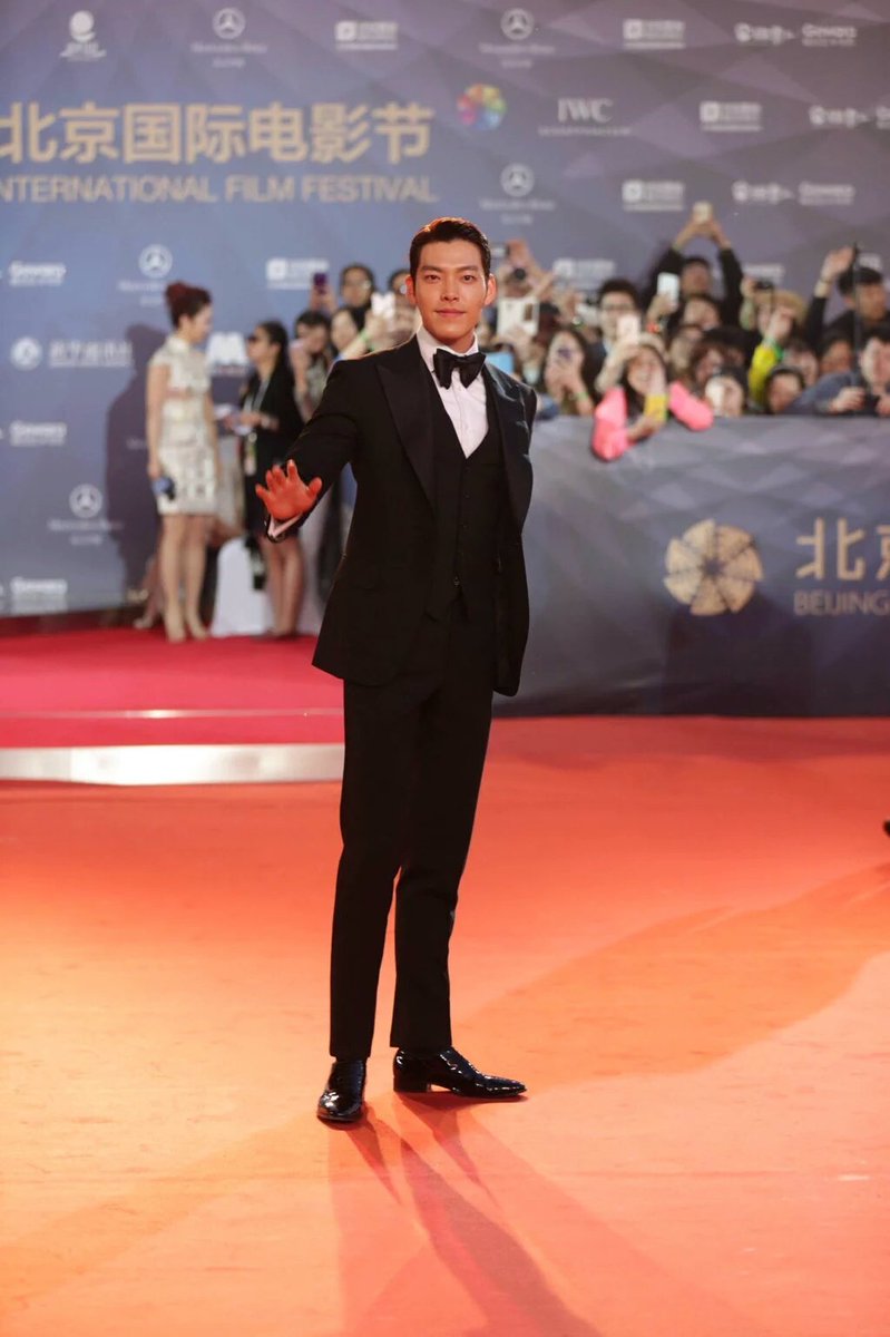 MeanNie_Model's tweet photo. #kimwoobin [ Beijing international film festival ] #koreanactor #actor #koreanmodel #model #redcarpet https://t.co/KdBUN5JhHg