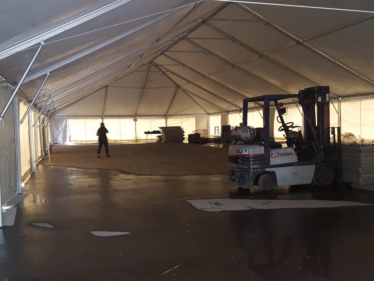 tasteandcraft's tweet photo. The "Before" shot. Grand Tasting going down at 6pm https://t.co/W128vM3YKj