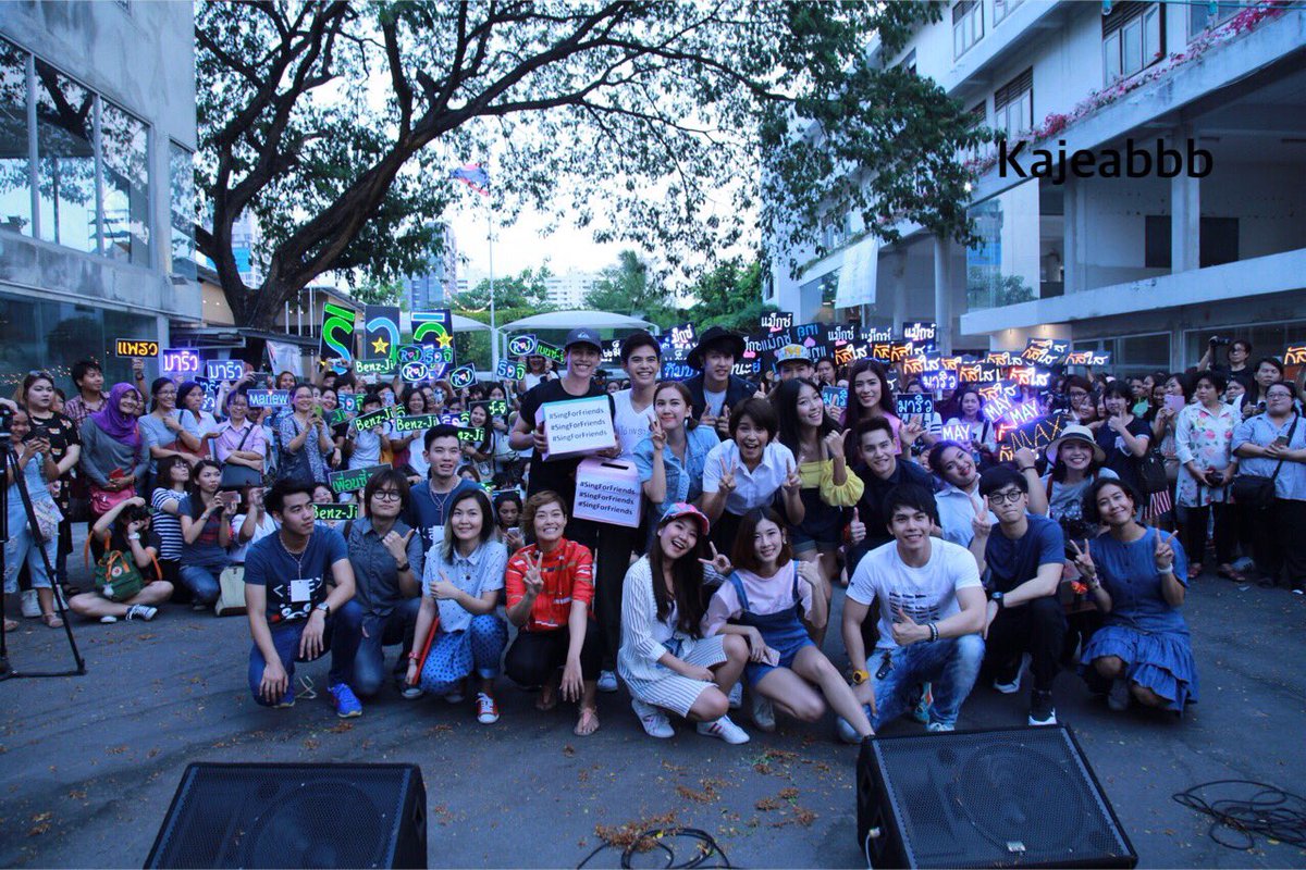 Kajeabbb's tweet photo. #ริวจิ #maxmay #cussai #af12 #singforfriends พททวิตไม่พอเมนชั่นทุกคนอะ https://t.co/ZdIQDIp0mi