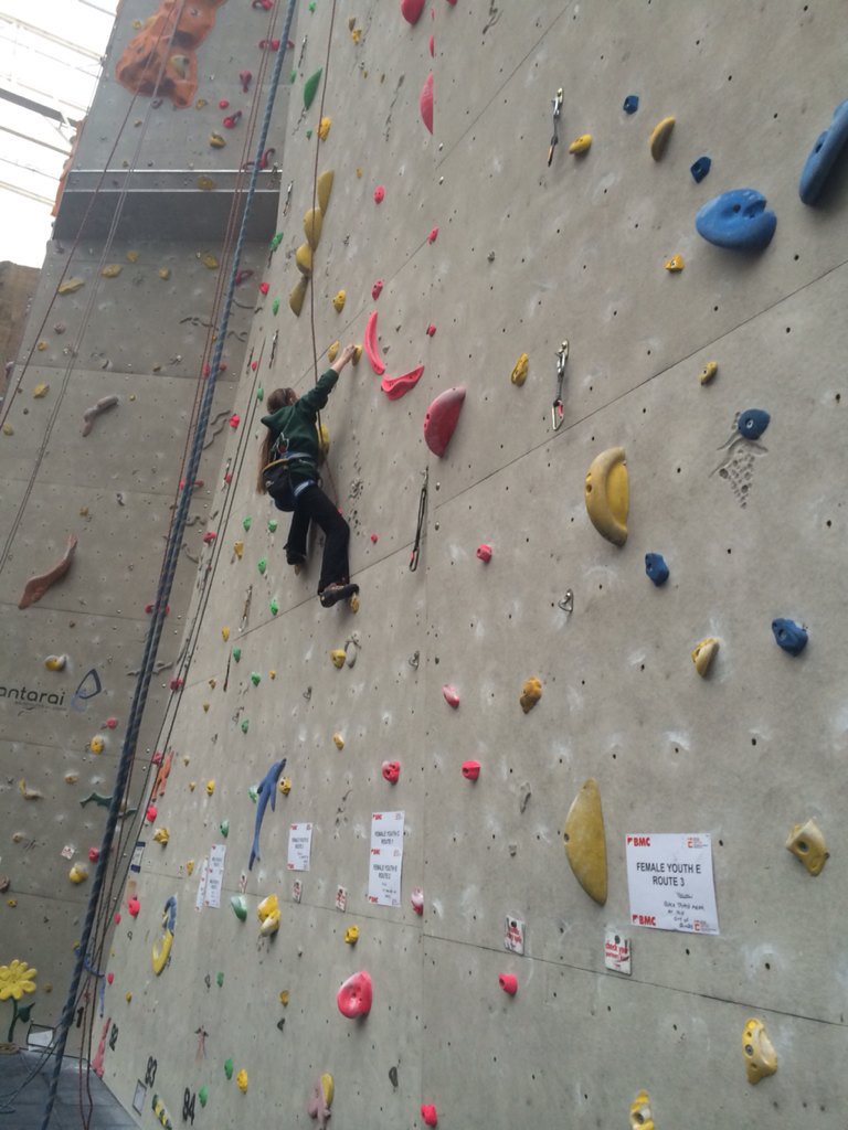 London_S_climb's tweet photo. Lia's turn in the superfinal. These girls are fantastic. #YCSFinal https://t.co/S8RIs0FL0p