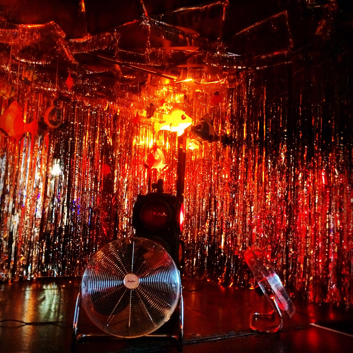 AJEPerformance's tweet image. #DOUZE looks set to be a divine treat to the eyes 😍 break a leg @xnthony @hannahroza @tiffanyjade213 @ThePennySlots