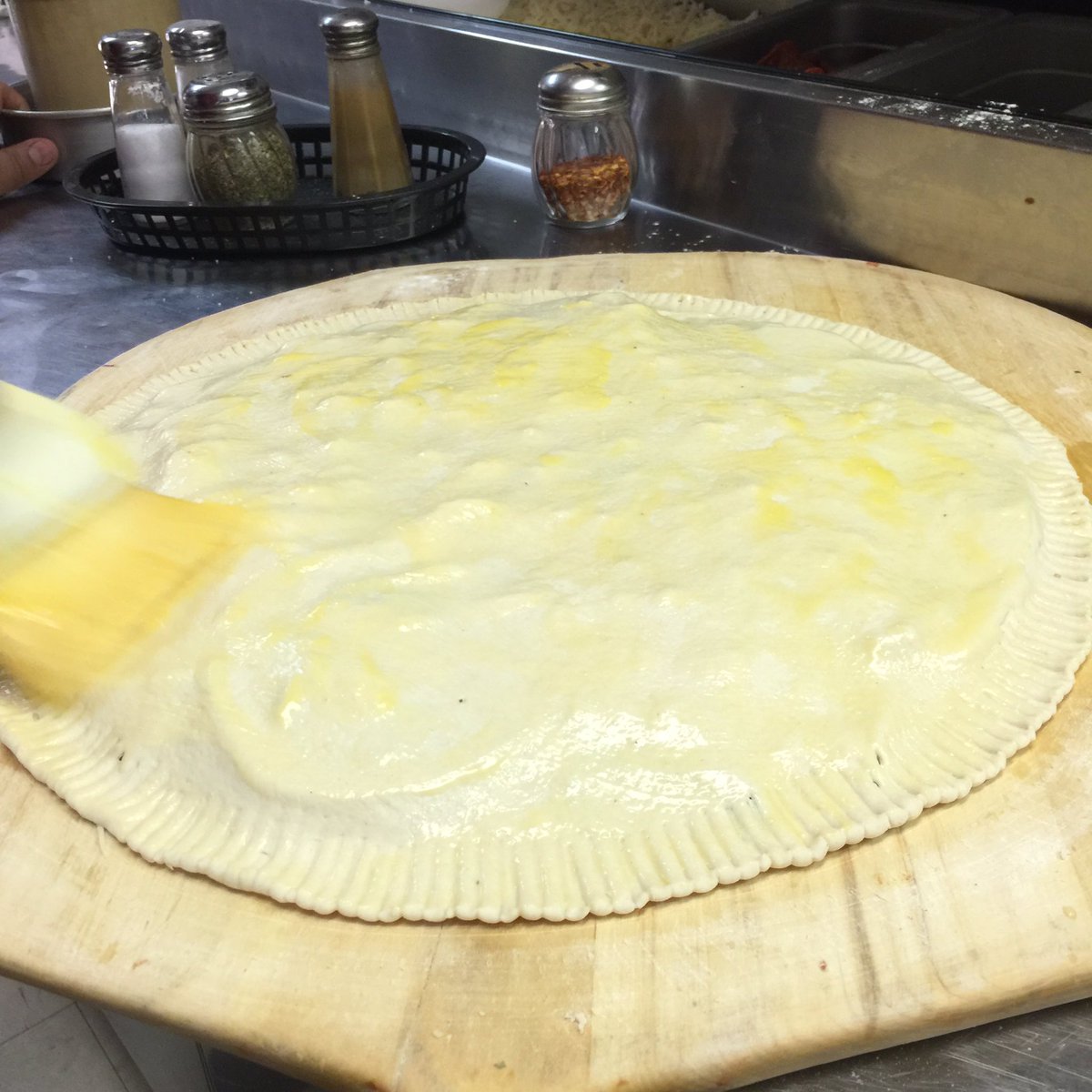 EnzosPizza_'s tweet photo. The pizza-ravioli!! https://t.co/fx9bAjFWy9