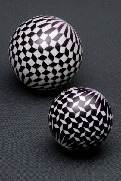 j_samperi's tweet photo. Mark Matthews glass marbles are glorious. https://t.co/ivk8V5VAkZ