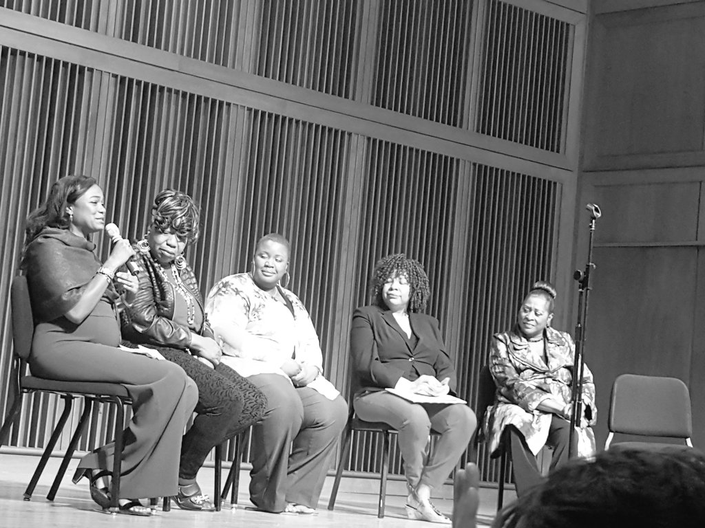 Heels4Hillary's tweet photo. @TatyanaAli join the #MomsoftheMovement for @HillaryClinton AfAm Women Townhall at @MorganStateU #Heels4Hillary https://t.co/2FOLWXSmBt