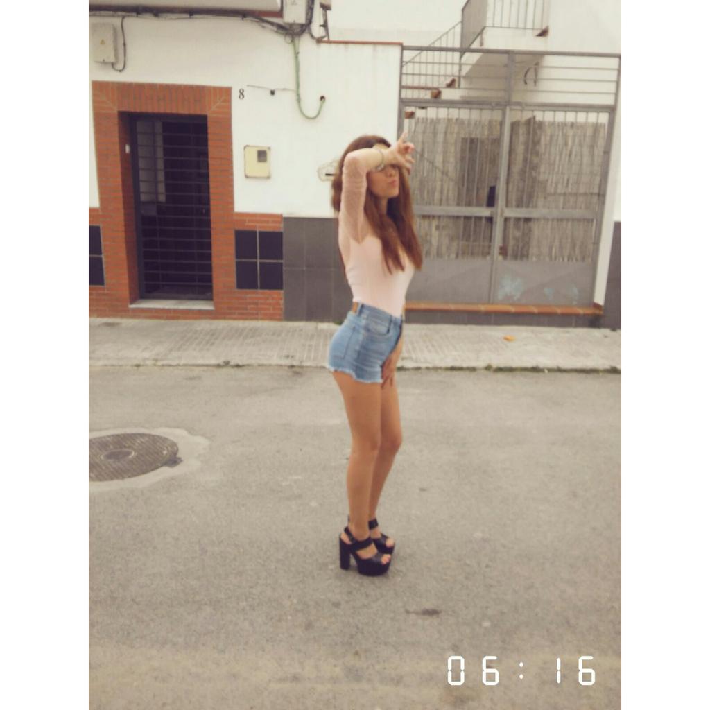 lydiavallejop99's tweet photo. Partituraaa #mojitada 😁 https://t.co/3WtjfpKq3A