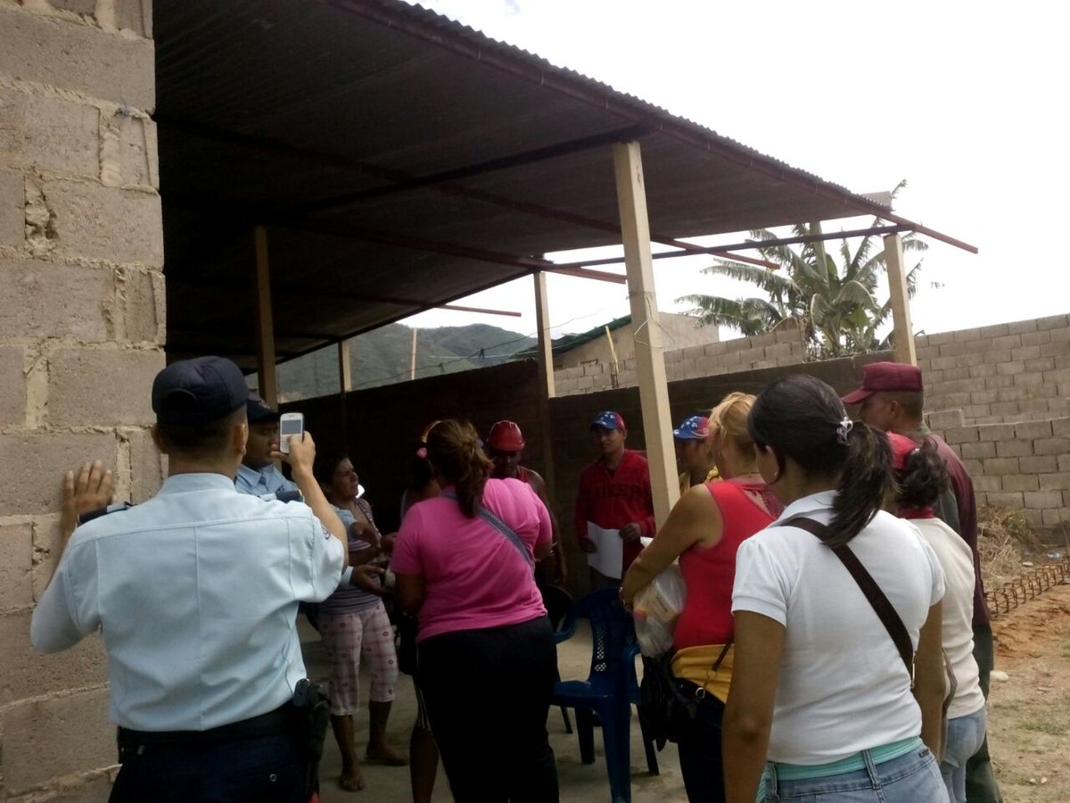 jornada d alimentación casaxcasa junin necesario es vencer gracias <a href="/NicolasMaduro/">Nicolás Maduro</a> <a href="/VielmaEsTachira/">JGVM</a>  <a href="/todasconvielma/">todasconvielma</a>