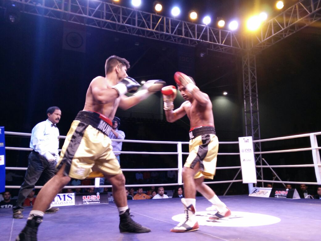 phoenicks's tweet photo. What an evening! Fun to witness #IBC2 by   @iboxingcouncil, with @kukikol.    #IndianBoxingCouncil #ProBoxing https://t.co/BnLkBU4I7Y