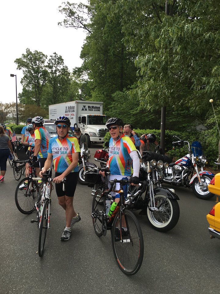 adaptconquers2s's tweet photo. The Cycle to the Sea crew joined us for our las 180 miles! #ingoodcompany (https://t.co/77mjFFN8DM) #adaptandconquer https://t.co/SLexl26CLf