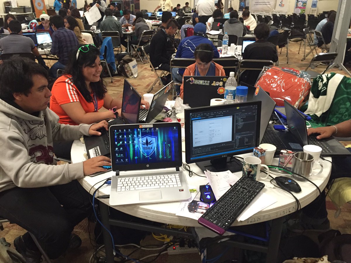 JaquelinnePena's tweet image. Hackers @TecLean #yosoyhackbajío