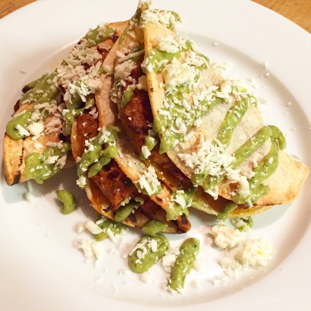 GDChefJess's tweet image. #NewMenu: Quesadilla Al Pastor! Avocado Salsa Verde &amp;amp; Cotija Cheese. #AlPastor #Quesadilla #IMadeThis #SpringMenu