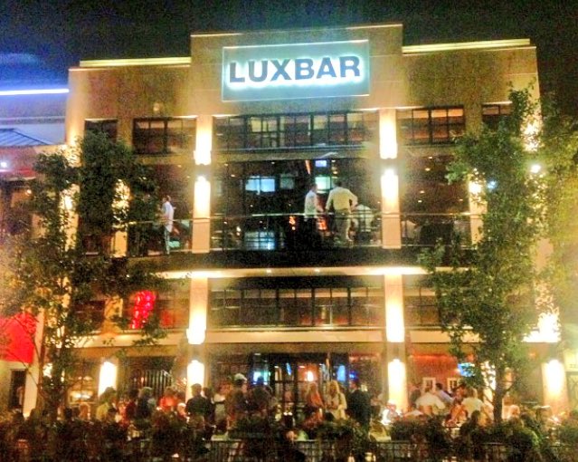 Lux bar