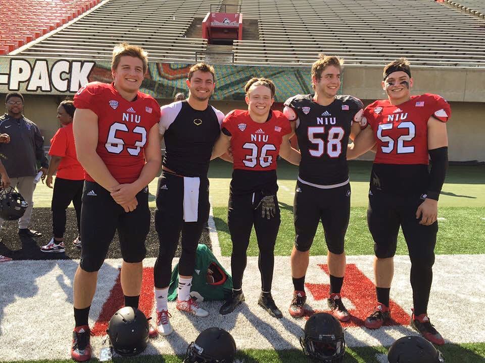 HaydenSak's tweet photo. Had a great first season with my boys #SpringBalls #RedInTheMorning #BlackedAtNight #Huge https://t.co/MYcXpux6MH https://t.co/yiZ8D2EIau