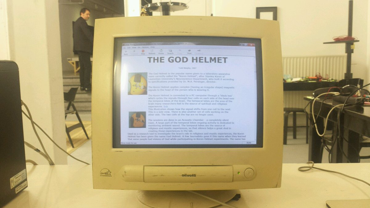fflueras's tweet photo. "The core of technology is the 'black box'...the rest of the components of the God Helmet are quite common" #BhyperB https://t.co/0DDuhBZRXl