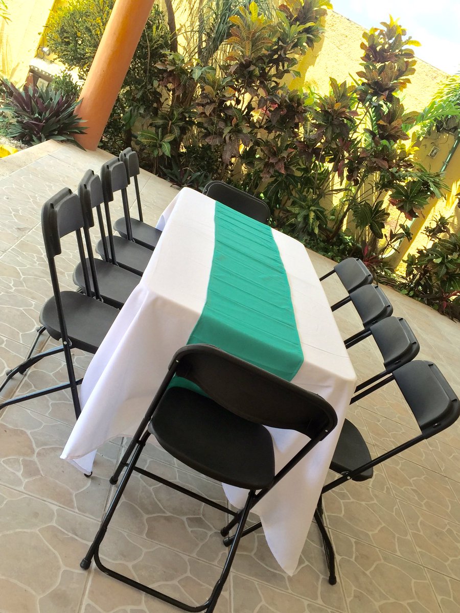 KAMI_Rentadora's tweet photo. Paquete 2.- mesa de tablón, 10 sillas, mantel y cubre mantel. #Renta #Mobiliario #KamiContigo #fiestas https://t.co/otIcUI8gcF