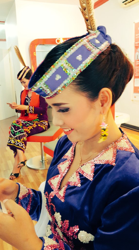 Vivievhee's tweet photo. #KartiniIndiHome #plasaTelkomPalangkaraya #plasaPalangkaraya
#CSRvivi https://t.co/n5fJubPcTh