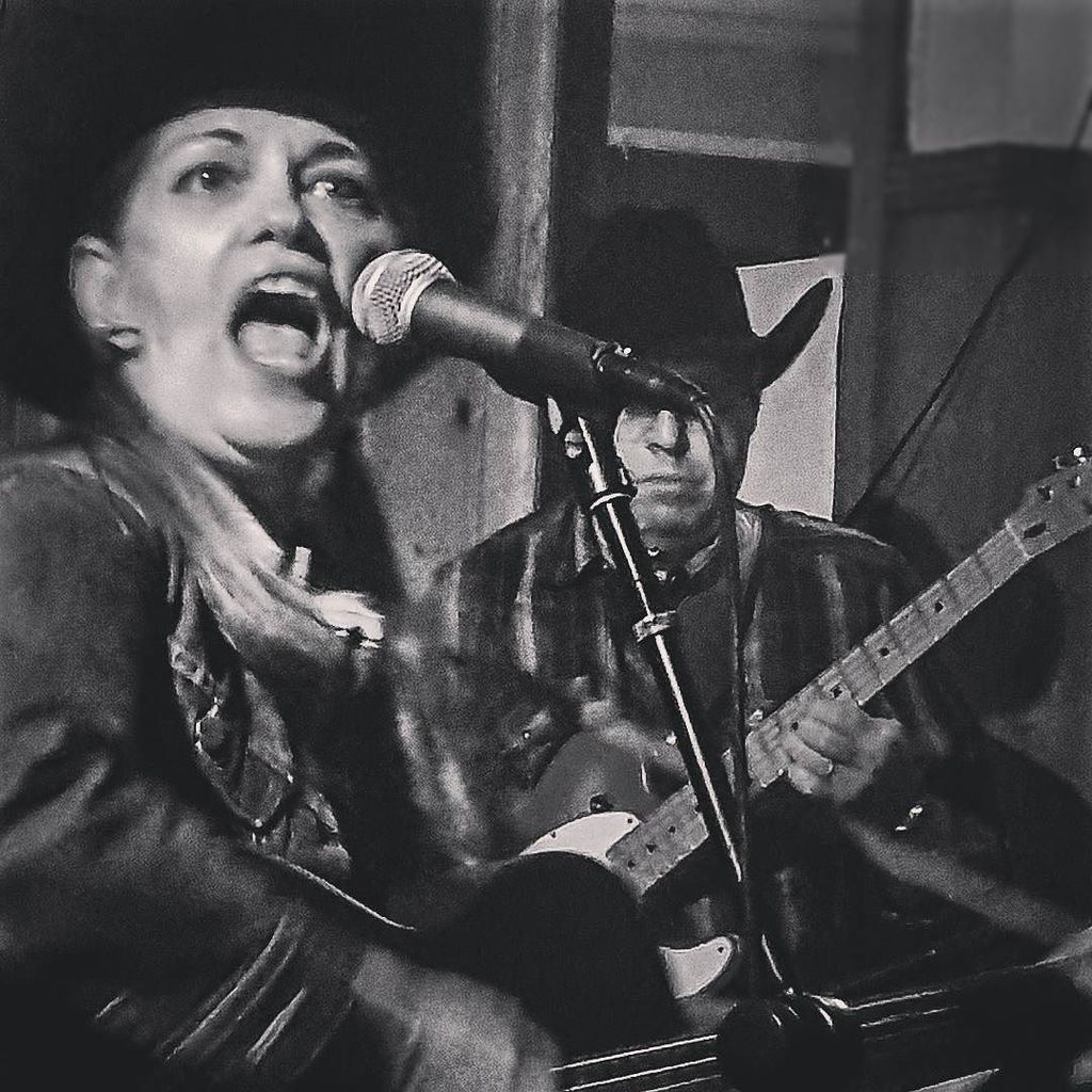 rnrdaveg's tweet photo. #terijoyce #hankdietles #honkytonk #classiccountry #texasmusic #chickhall #surfclub https://t.co/wsSTHmQapa https://t.co/CjnX3n92uQ