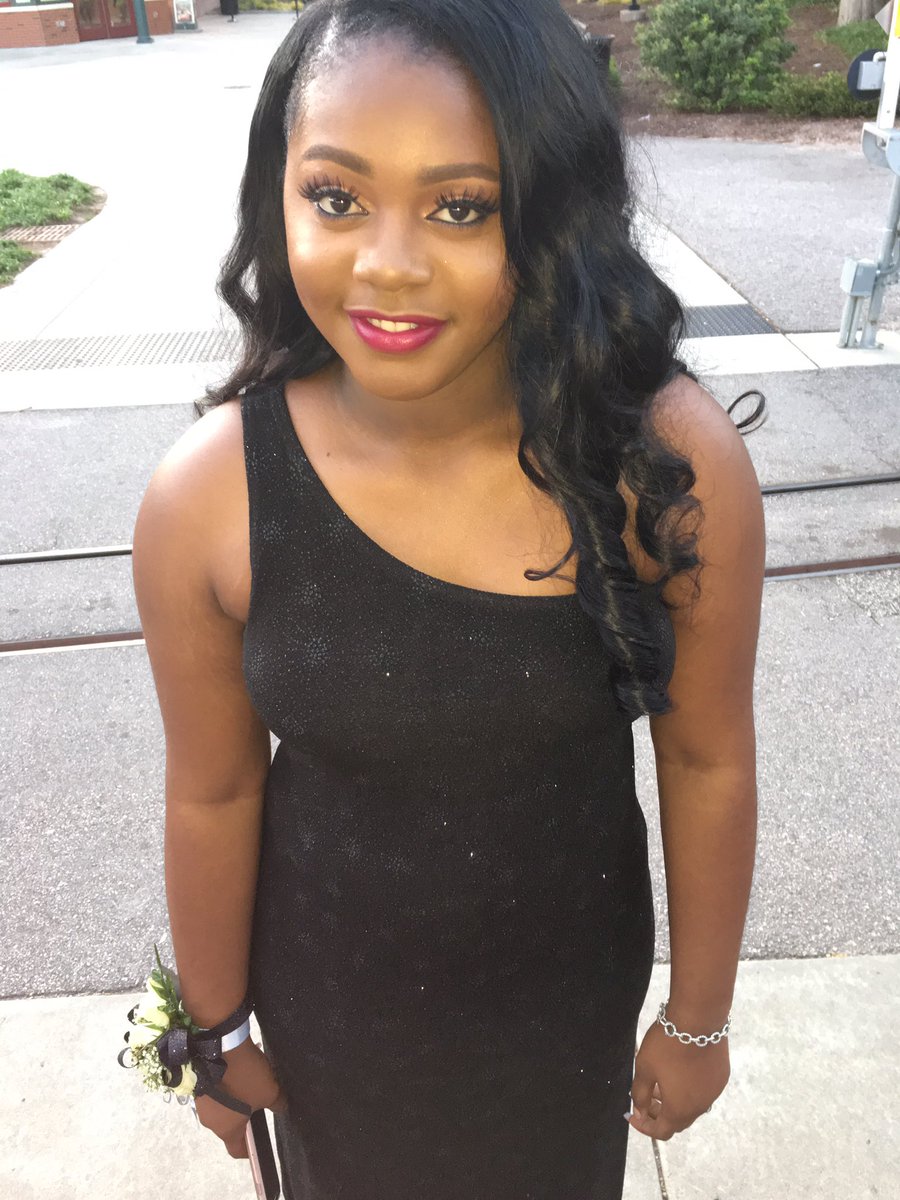 gtolsonblessed's tweet photo. VMCCA Prom 2016 My baby is gorgeous! Bittersweet moment! She's growing up too fast!!!@VernonMaloneCCA @VMCCAPROM https://t.co/I24Lf8Lkm0