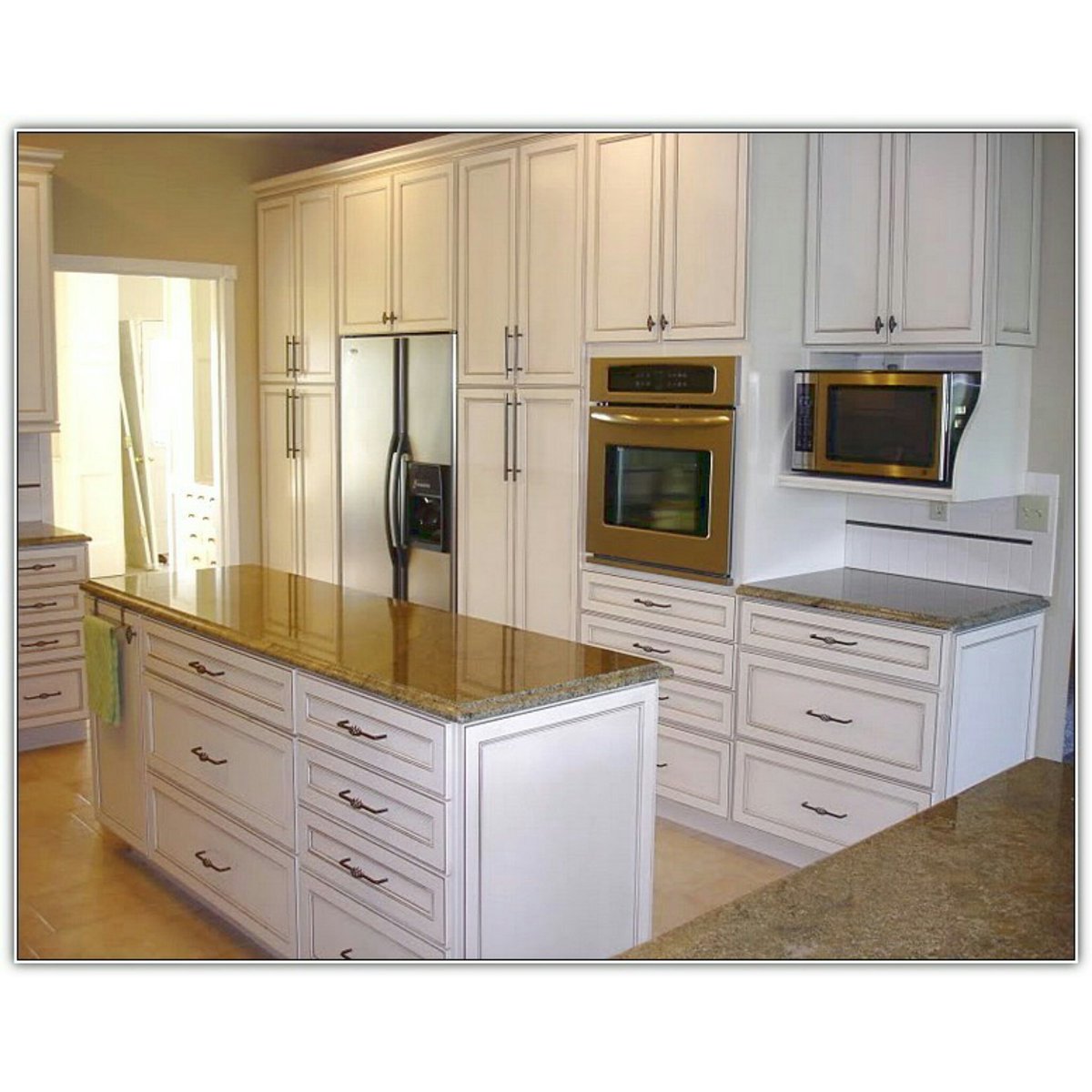merutimber's tweet photo. Handles, knobs, pulls, malpahinges, drawerslides for #kitchen #cabinet

https://t.co/yZso3E0oT6 https://t.co/sTFt5zokNy
