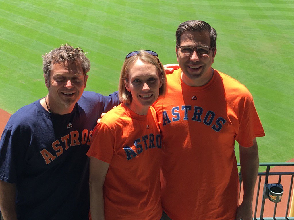 juliemick16's tweet photo. #Astros #grandslam #funwithgoodfriends https://t.co/tltwWGEA9J
