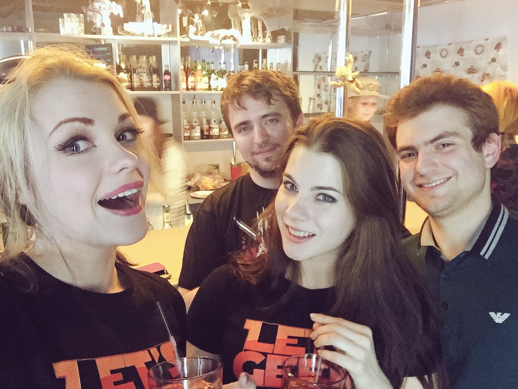 Irine_Meier's tweet photo. Лучшее место! #папавейдер https://t.co/R98UvZ4xNg