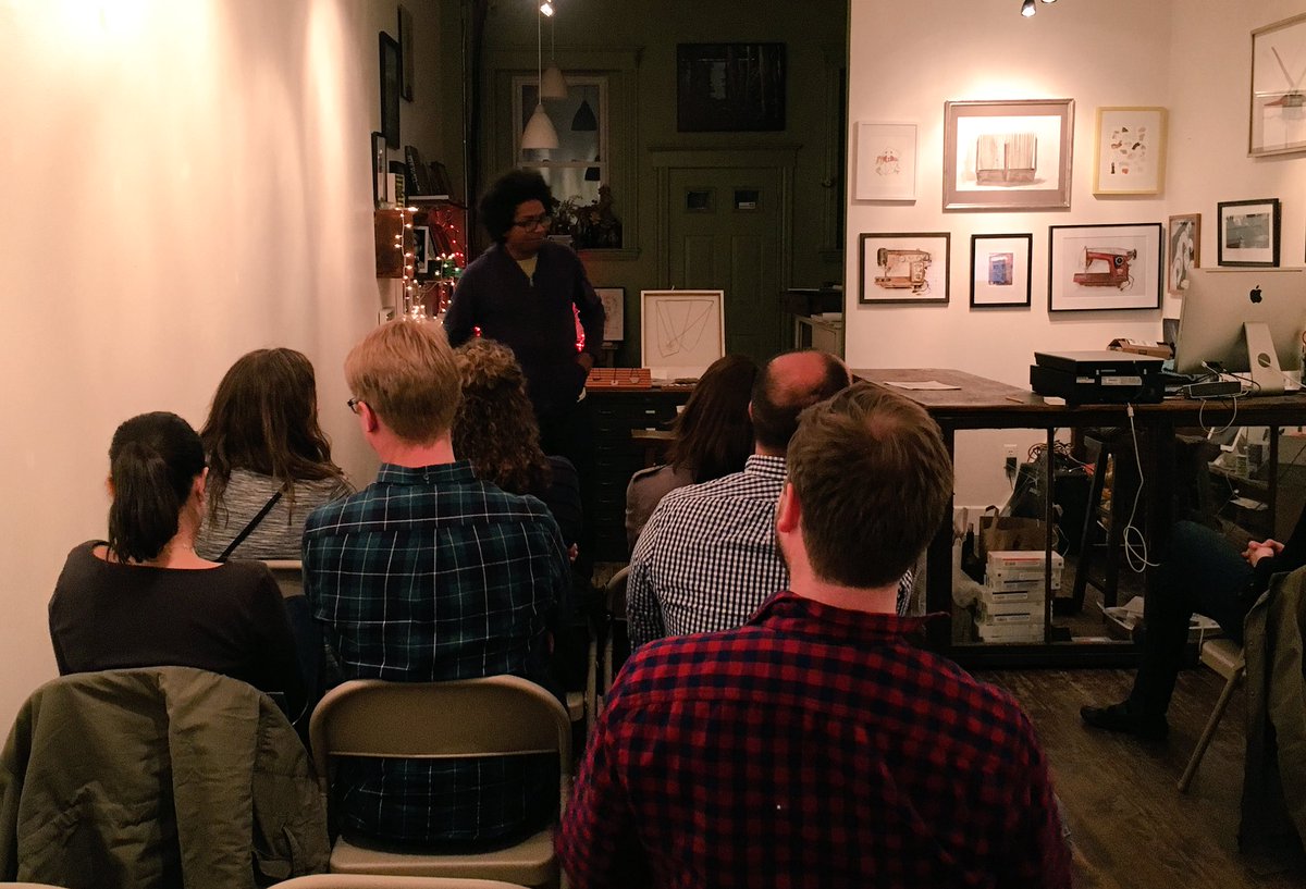 FineLineComedy's tweet image. Clenched! is starting with @TheSamIke telling the audience what he's bad at!