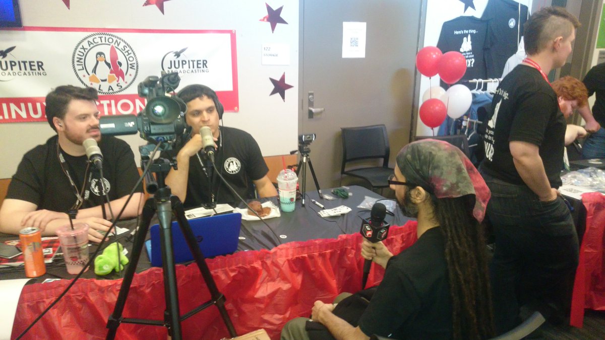 cpyxis's tweet image. #Linux #action @lfnw @jupitersignal @zeroedout420 #linuxfestnw