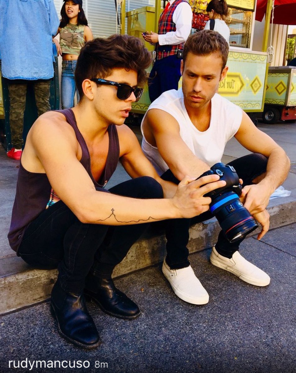 bieberholyworld's tweet image. Literally you can share the best moments with the people who you love on @shots 💛 great pictures by these guys!