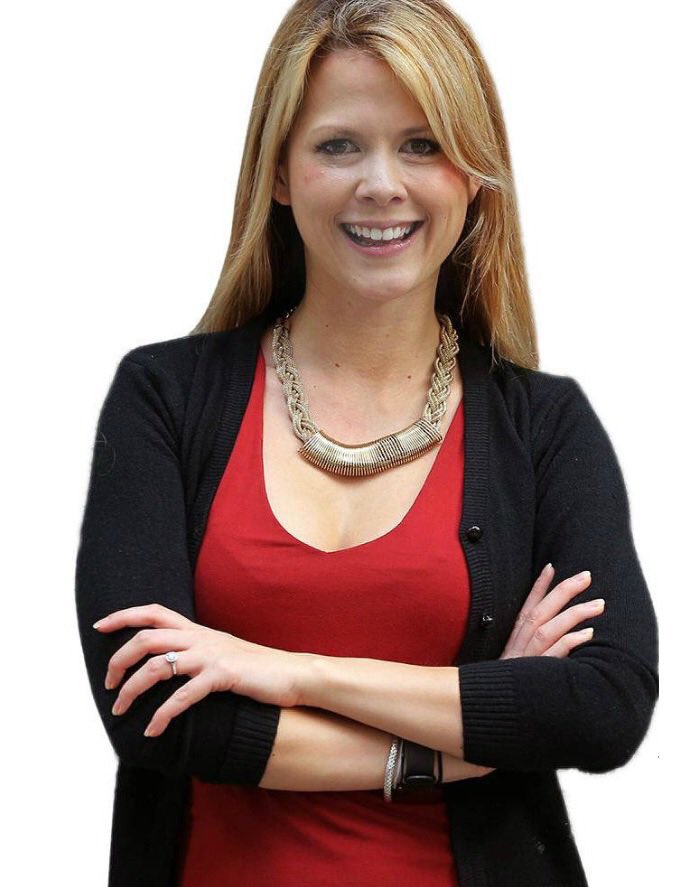 geschehaas's tweet image. .@ddoers hitting Chilean newspaper stands tomorrow #thefutureisfemale #ddreambigger lun.com/Pages/NewsDeta…