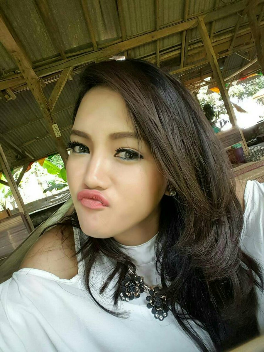 Pagi smuanya
Pagi ibu negara <a href="/DA3_SarahRizkia/">Sarah Rizkia Tunnisa</a> 
Happy weekend yaa
yg mau daftar buat nanti m&amp;g d tunggu yaa😊😊