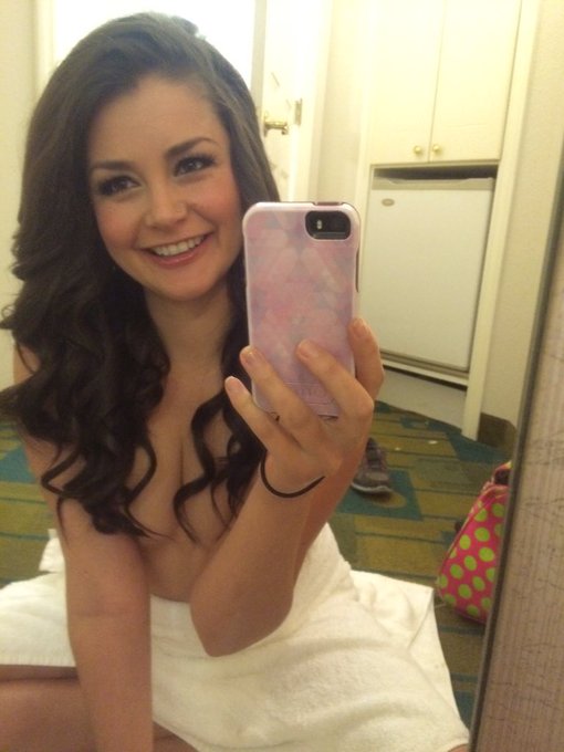 Ready to head to the club .... Join me @TampaDejaVu for my last night 2 shows https://t.co/FZKpprZ4s<a class="tags" target="_blank" title="On Twitter" href="/?out=eyJ0eXAiOiJKV1QiLCJhbGciOiJIUzUxMiJ9.eyJpYXQiOjE3MjA4NTAxNTMsImlzcyI6InR3cG9ybnN0YXJzLmNvbSIsIm5iZiI6MTcyMDg1MDE1MywiZXhwIjoxNzUyMzg2MTUzLCJyZWRpcmVjdF91cmwiOiJodHRwczovL3R3aXR0ZXIuY29tL1RhbXBhRGVqYVZ1In0.Njaz0-8wYOJT_7tcneiwAvMkqemgHl94G0lWL6ZjolueawbOE07hcN5J_QOkOyt713MESbX3IvJjzz6zpdiB9g">@TampaDejaVu</a><a href="/tag/toes"class="tags"><span>#toes</span></a><a href="/tag/buckeyes"class="tags"><span>#buckeyes</span></a>