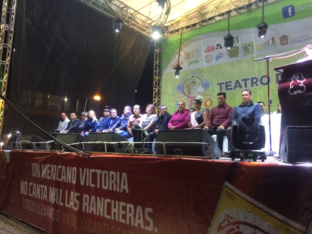 RobertoSC2018's tweet photo. Me encuentro en la inauguración de la #FeriadelBurro en #Otumba. #RobertoContigo https://t.co/OOYPqUpWih