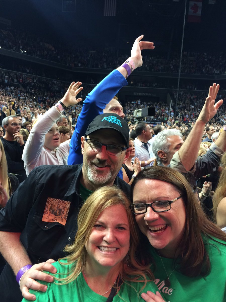 <a href="/mpslater/">Mitch Slater</a> <a href="/jojoreilly68/">JoAnn Reilly</a> <a href="/princesss_katie/">Kate Crane</a>  What an outstanding show. #LLMM 🍀#BrooklynInGreen