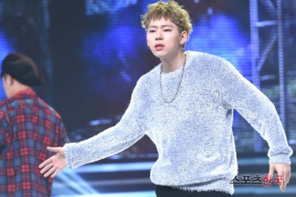 bb_title's tweet image. 수산시장의 은갈치가 오늘밤 당신의 저녁반찬이 되고싶다며 강하게 어필해온다