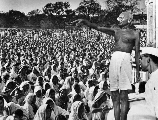 Mahatma Gandhi addresses Indians; image from Bins Corner, probably public domain